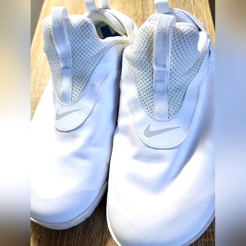 Nike pulse pure platinum nurse shoes